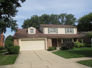 1118 W Cedar Ln, Arlington Heights, IL 60005