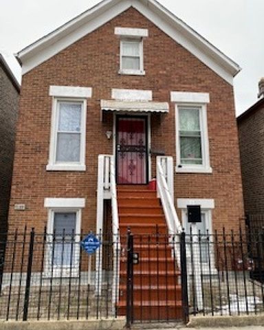 1st image of 3042 S Saint Louis Ave #1