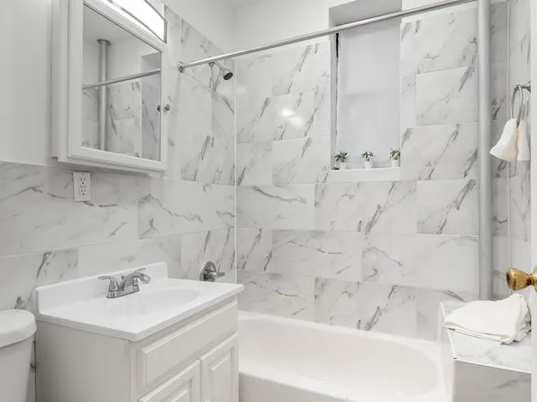 834 Riverside Drive image 11 of 12