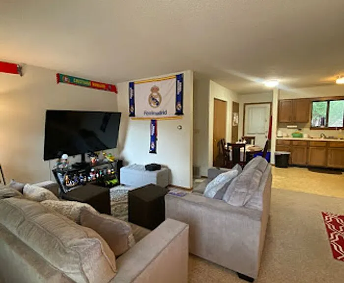 332 Friendship St #2 — Photo 2