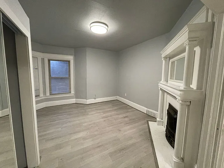 East Union Apartments | Updated Homes Steps from Pike/Pine — Photo 28