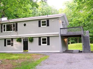 12032 Maplewood Dr, East Stroudsburg, PA 18302