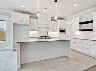 1912 Charles St, Pea Ridge, AR 72751