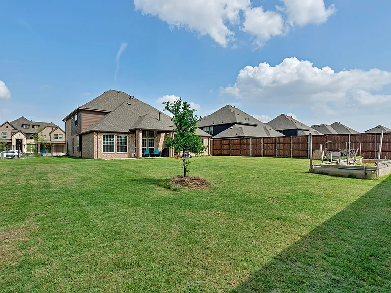 1064 Agape Dr — Photo 35