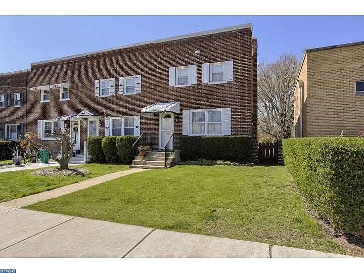 20 Prospect St photo 1