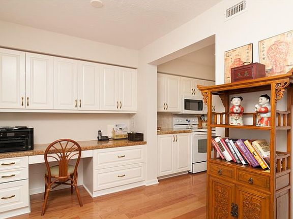 4th image of 6083 Bahia Del Mar Cir APT 562