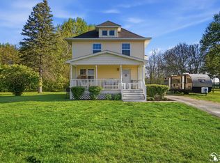 2634 Stewart Rd, Monroe, MI 48162