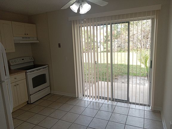 4th image of 3765 SW Cornell Ave #3765
