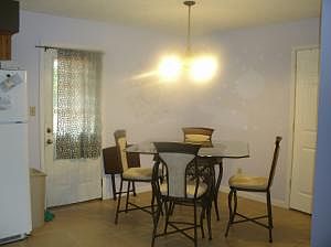 2nd image of 605 Twin Oak Dr