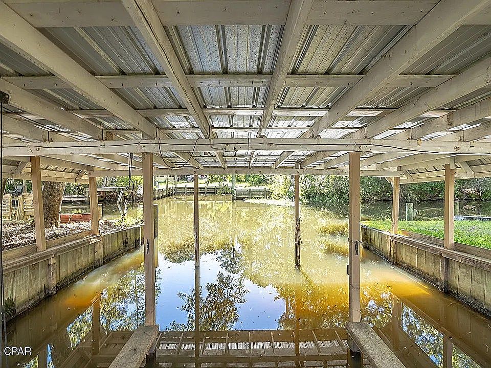 Boathouse with 3 bays