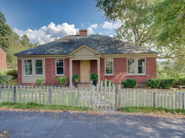 112 Woodcrest Dr SW, Rome, GA 30161