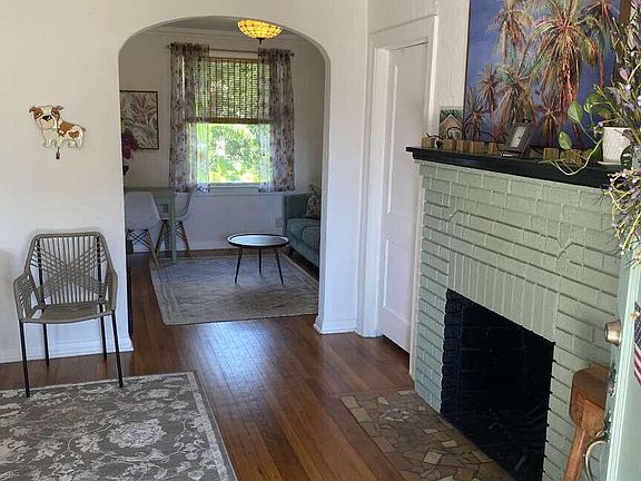 2nd image of 4251 SHIRLEY Avenue