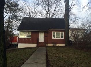 100 Van Brunt St, Staten Island, NY 10312