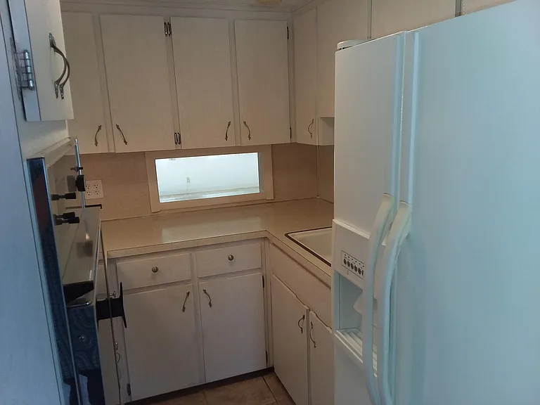 2020 World Parkway Blvd #32 — Photo 7