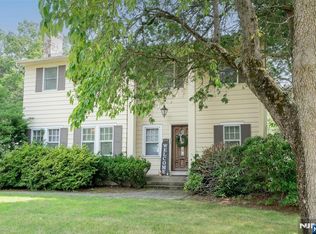 232 W Midland Ave, Paramus, NJ 07652