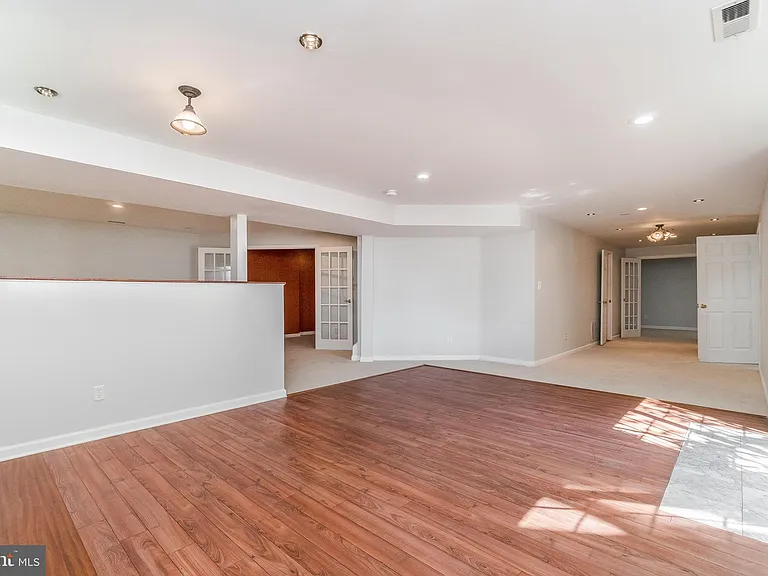 3603 Carolina Ct — Photo 25