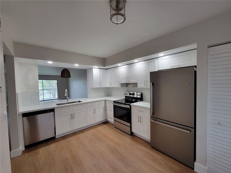 1st image of 1501 SW 134th Way #210