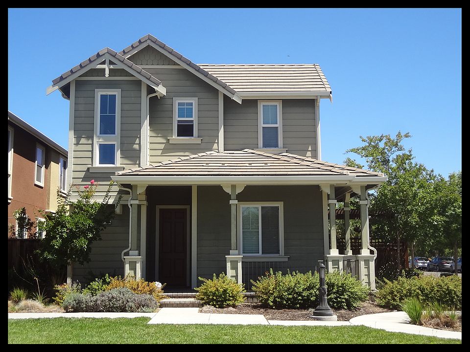 1st image of 733 S 22nd St