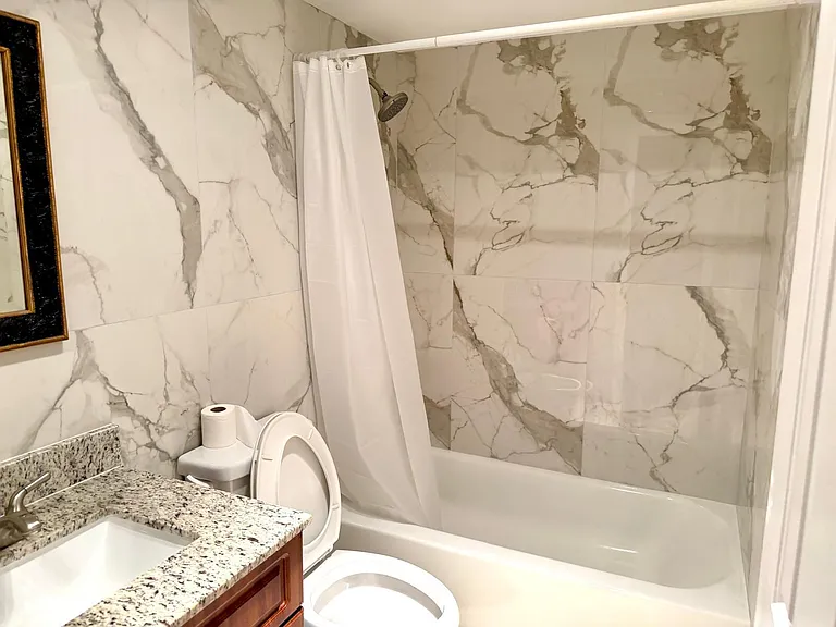 1235 Rowayton Cir — Photo 13