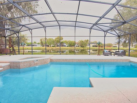 2nd image of 2301 Rambling Oaks Way