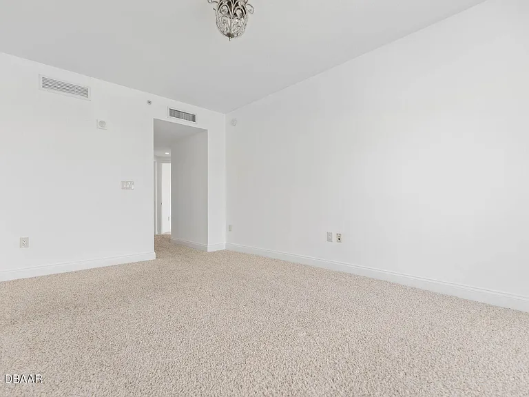 231 Riverside Dr #12091 — Photo 47