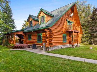 15811 Cedar Ridge Ln, Mountain, WI 54149