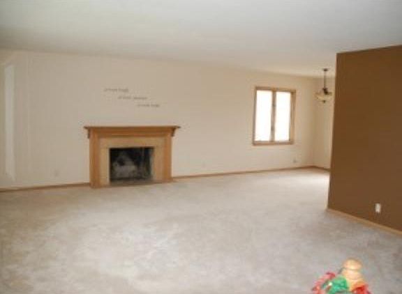3rd image of 3420 Skycroft Dr