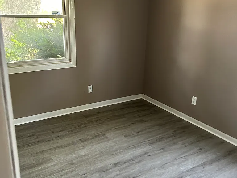 4816 Patricia St — Photo 8