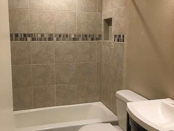 3rd image of 4313 Ashmore Dr