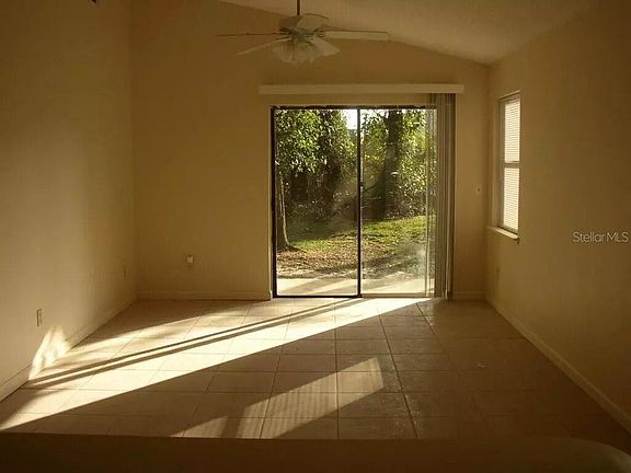 3rd image of 11637 Sarita Ct