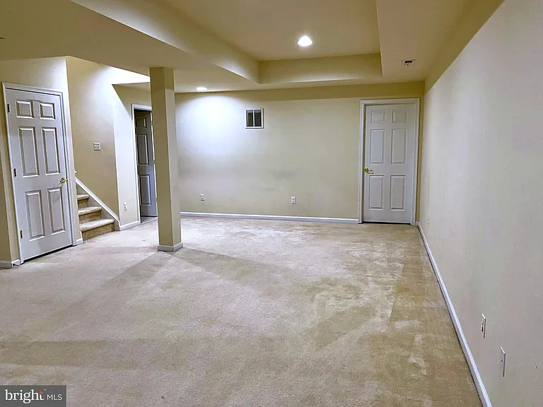 4204 Lexington Ct — Photo 23