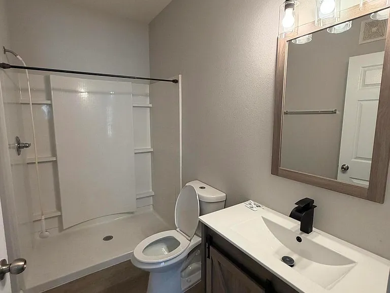 8201 Green Parrot Rd #106 — Photo 22
