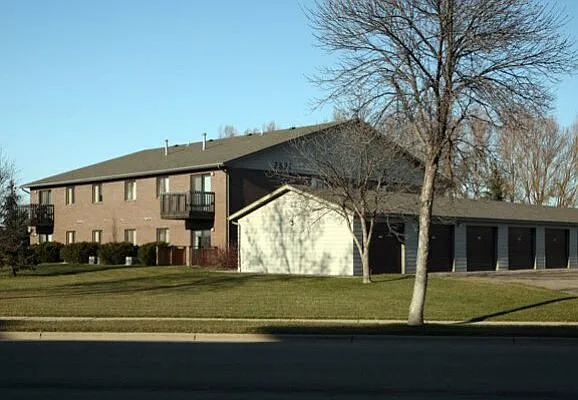 M & I Apartments