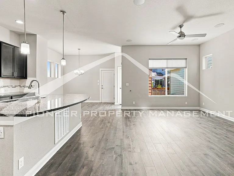 6784 Navajo St — Photo 5