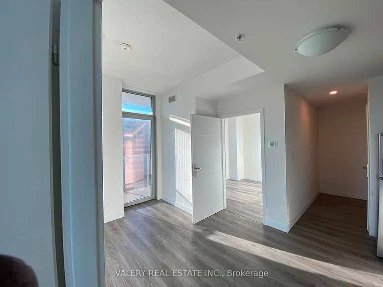 60 Frederick St #809 — Photo 30