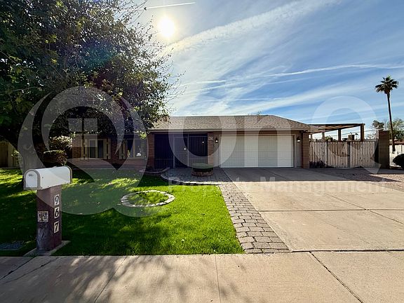 3rd image of 967 W La Jolla Dr
