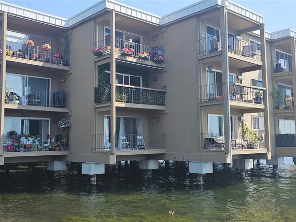65 Kirkland Avenue #102, Kirkland, WA 98033