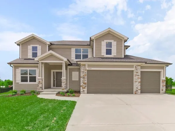16563 W 166th Ct, Olathe, KS 66062