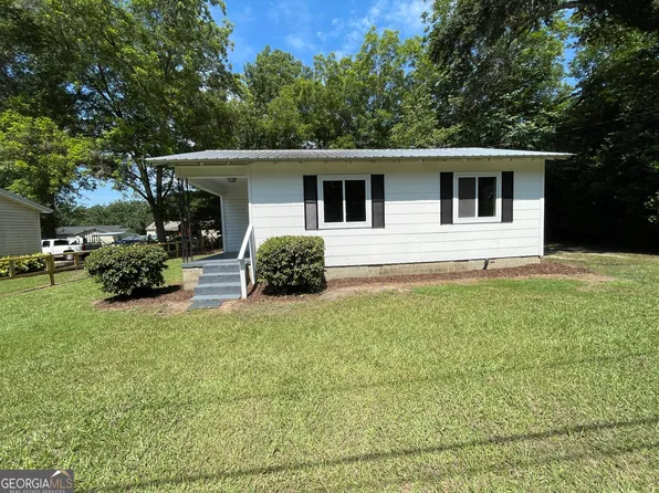 101 Faulk Cir, Cochran, GA 31014