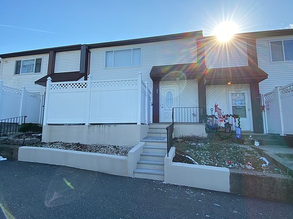 5th image of 99A N Gannon Ave