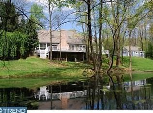 2909 N Sugan Rd, New Hope, PA 18938