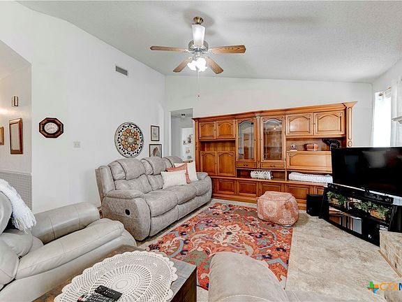 4th image of 4204 Odelia Dr