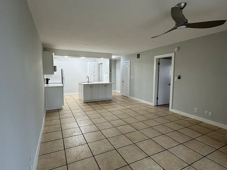 612 NE 20th Ave #3 — Photo 4