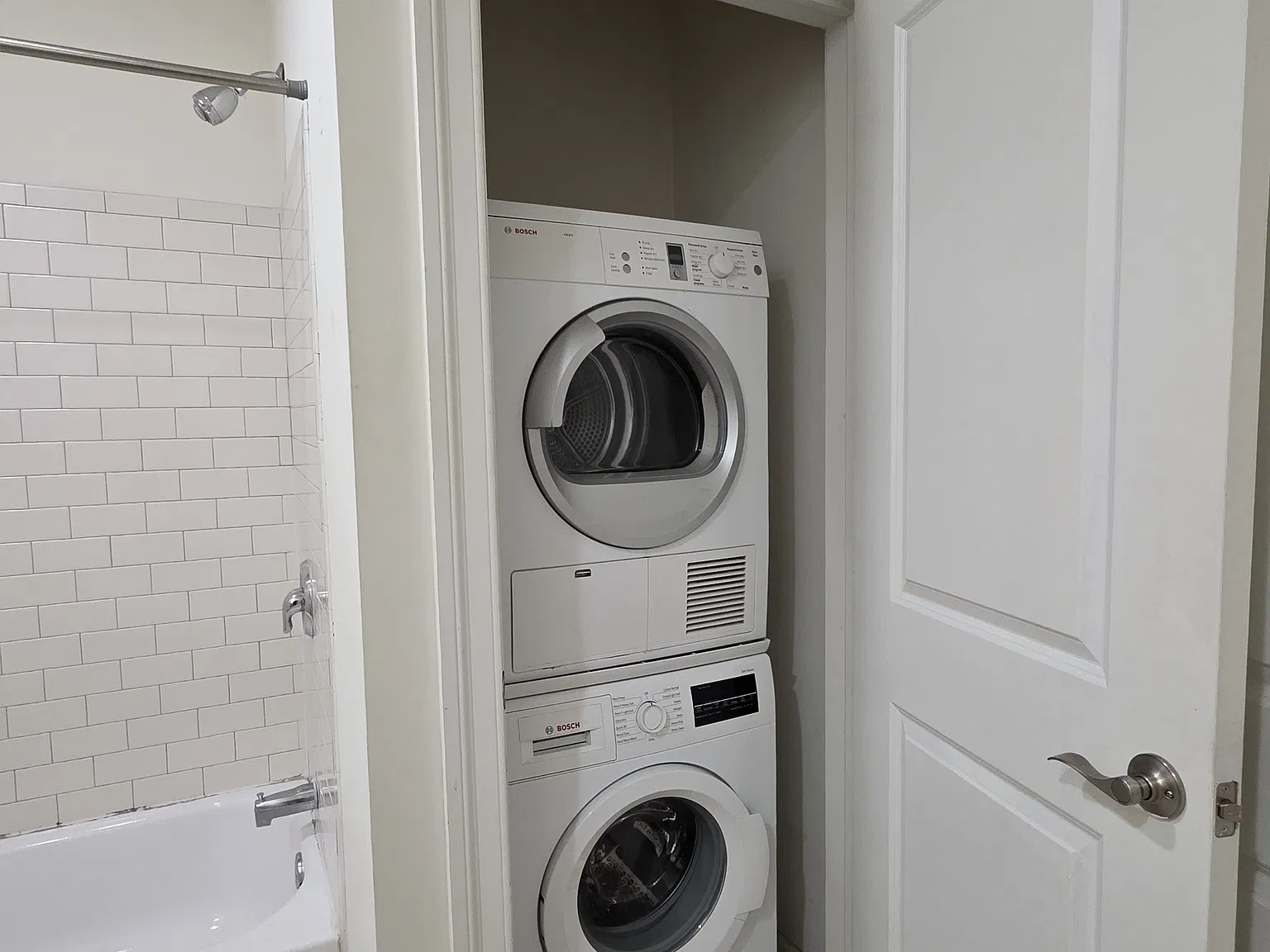 1 bed, 750 sqft, $1,940 — Photo 4