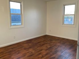 514 Melyn Pl, Staten Island, NY
