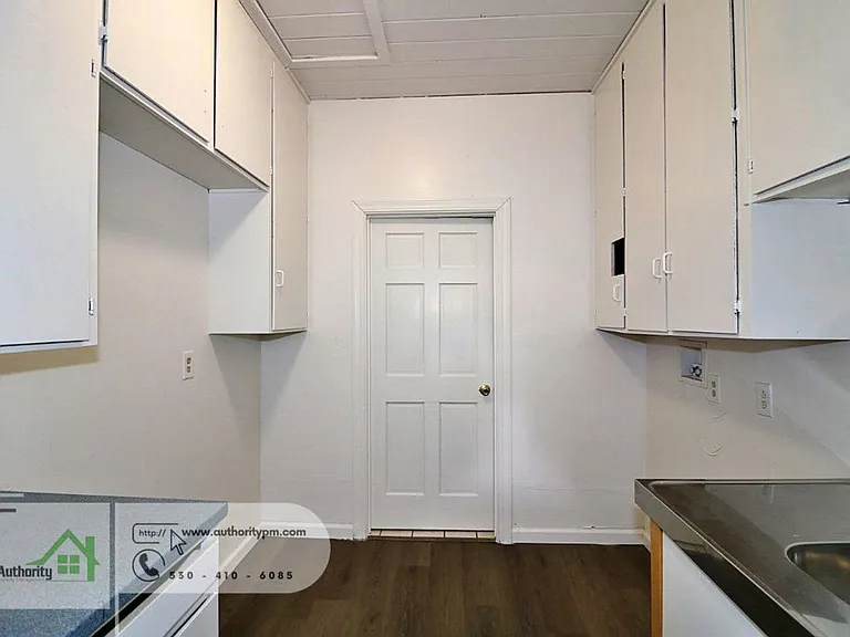 155 Mary Ln — Photo 9