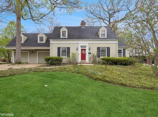 1240 Hawthorne Ln, Downers Grove, IL 60515