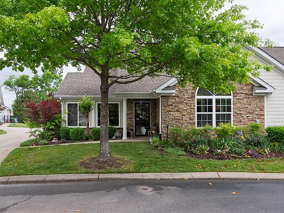 2nd image of 825 Browns Ln #1001