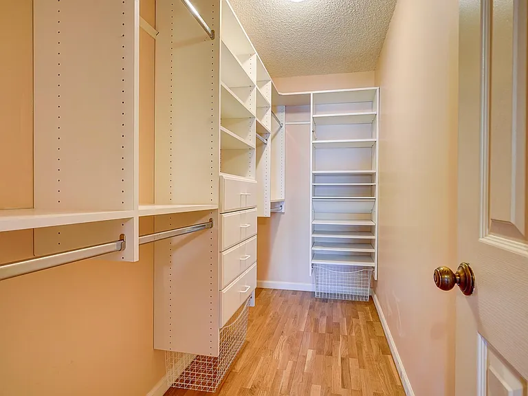 46 Platinum Ct — Photo 13