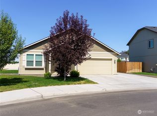 520 SW Angelina Loop, College Place, WA